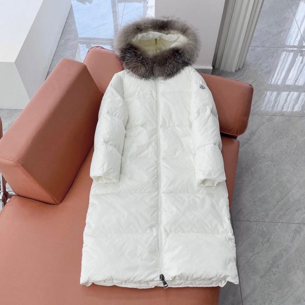 Moncler Winter Latest Hooded Long Down Jacket